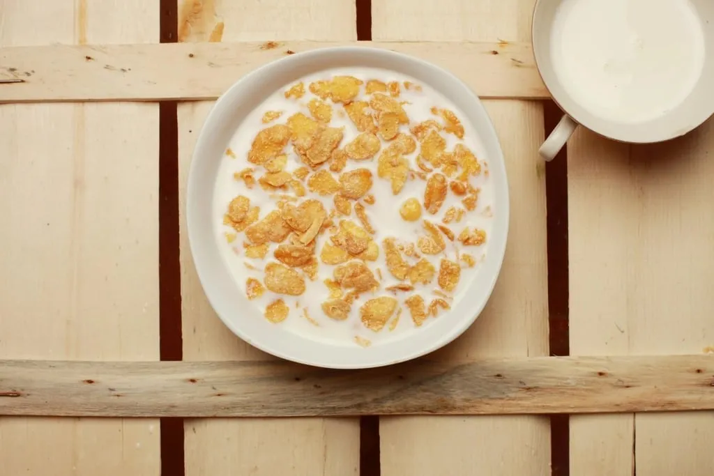 Cereal Milk Matcha Latte — Tea & Chai