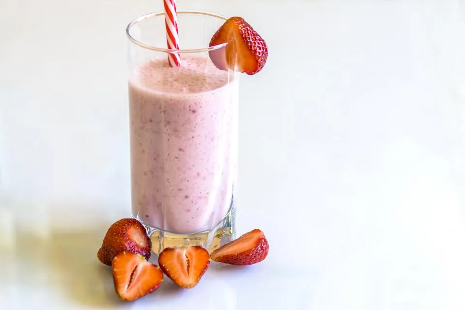 Strawberry Smoothie — Smoothies